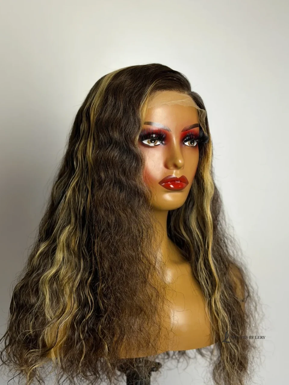 Oyin highlighted textured hair on a mannequin, original product photograph